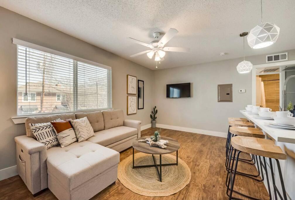 Heart Of Dallas Flat Close To Baylor Hospital Exterior photo